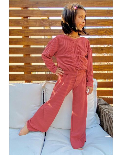 Toddler's Stretchable Ribbed 2 piece set /w gathering top & flare pant